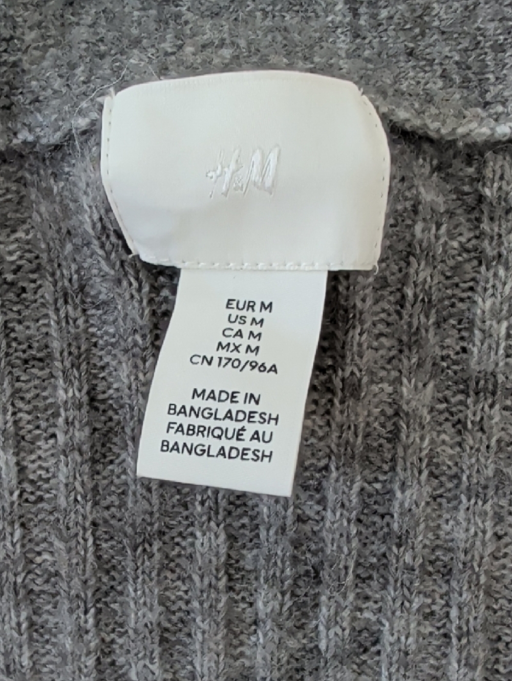 H & M Long Cardigan - Picture 3 of 3